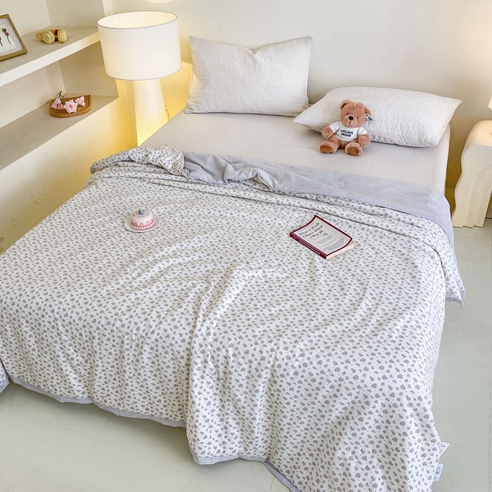 91家纺网 家纺一手货源 找家纺 宇淳国际 2026新款水洗棉荷叶边夏凉被 田园碎梦