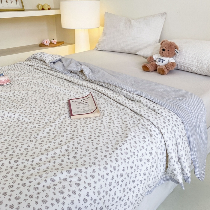 91家纺网 家纺一手货源 找家纺 宇淳国际 2026新款水洗棉荷叶边夏凉被 田园碎梦