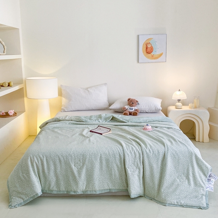 91家纺网 家纺一手货源 找家纺 宇淳国际 2026新款水洗棉荷叶边夏凉被 叶影青踪