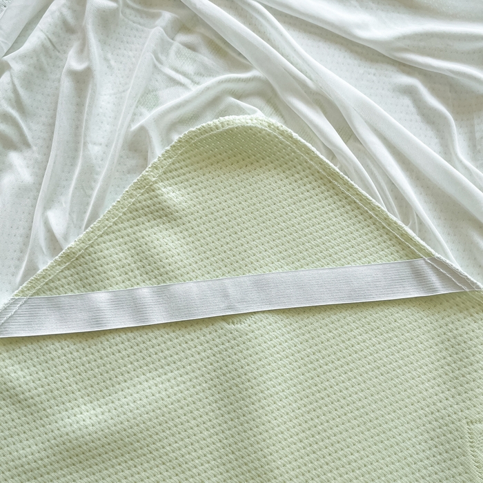 91家纺网 家纺一手货源 找家纺 悦织湾家纺 2026新款提花凉豆豆凉席三件套夏季3D豆豆席冰爽席子床裙款蝴蝶结小熊系列 床裙款-蝴蝶结绿