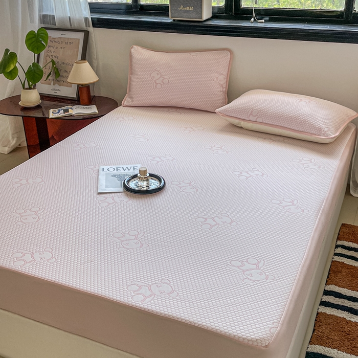 91家纺网 家纺一手货源 找家纺 （总）悦织湾家纺 2026新款提花凉豆豆凉席三件套夏季3D豆豆席冰爽席子床笠款蝴蝶结小熊系列