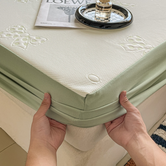 91家纺网 家纺一手货源 找家纺 悦织湾家纺 2026新款提花凉豆豆凉席三件套夏季3D豆豆席冰爽席子床笠款蝴蝶结小熊系列 蝴蝶结绿