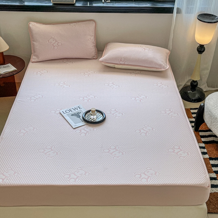 91家纺网 家纺一手货源 找家纺 悦织湾家纺 2026新款提花凉豆豆凉席三件套夏季3D豆豆席冰爽席子床笠款蝴蝶结小熊系列 暴力熊粉