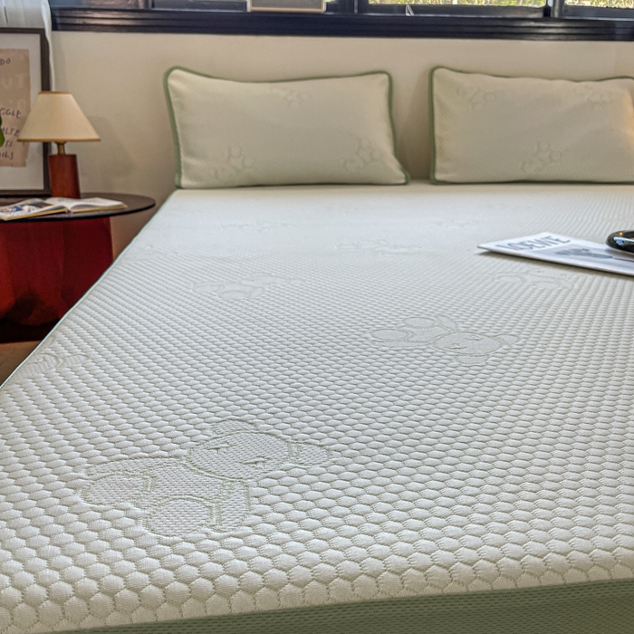 91家纺网 家纺一手货源 找家纺 悦织湾家纺 2026新款提花凉豆豆凉席三件套夏季3D豆豆席冰爽席子床笠款蝴蝶结小熊系列 暴力熊绿