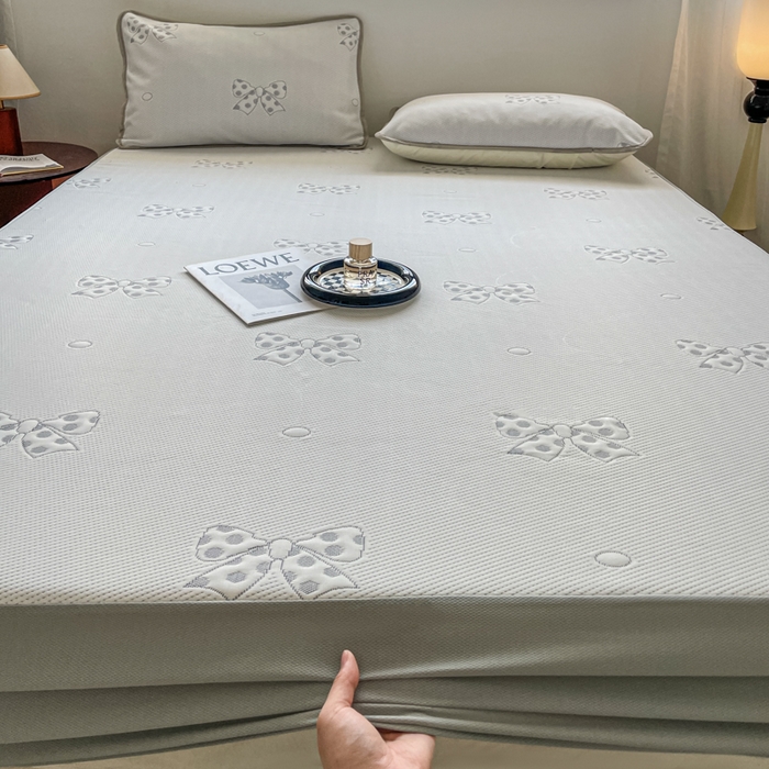 91家纺网 家纺一手货源 找家纺 悦织湾家纺 2026新款提花凉豆豆凉席三件套夏季3D豆豆席冰爽席子床笠款蝴蝶结小熊系列 蝴蝶结灰