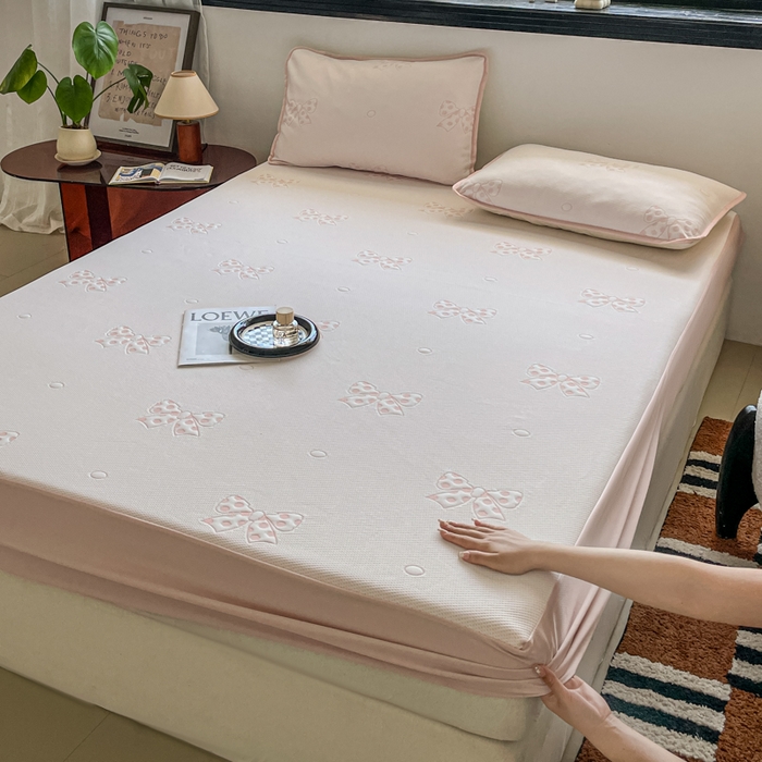 91家纺网 家纺一手货源 找家纺 悦织湾家纺 2026新款提花凉豆豆凉席三件套夏季3D豆豆席冰爽席子床笠款蝴蝶结小熊系列 蝴蝶结粉