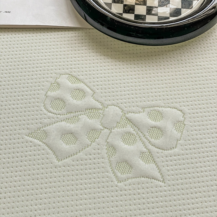 91家纺网 家纺一手货源 找家纺 悦织湾家纺 2026新款提花凉豆豆凉席三件套夏季3D豆豆席冰爽席子床笠款蝴蝶结小熊系列 蝴蝶结绿