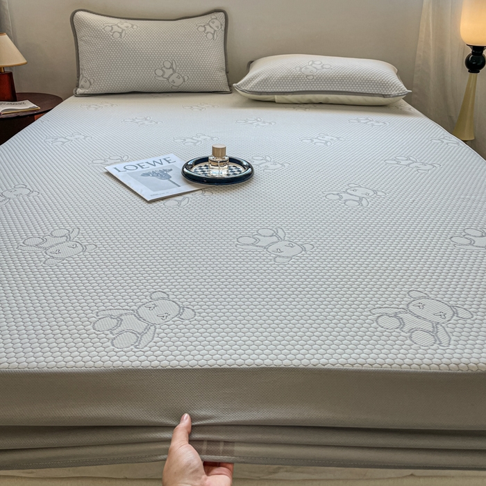 91家纺网 家纺一手货源 找家纺 悦织湾家纺 2026新款提花凉豆豆凉席三件套夏季3D豆豆席冰爽席子床笠款蝴蝶结小熊系列 暴力熊灰