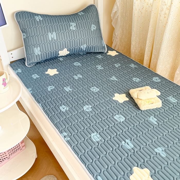 91家纺网 家纺一手货源 找家纺 （总）川悦生活 2026新款大版宿舍凉感丝学生床凉席三件套