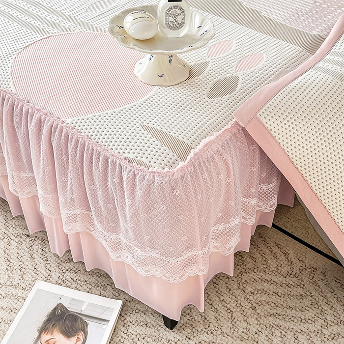 91家纺网 家纺一手货源 找家纺 雅诗帛 2026新款凉感丝PE凉感床裙款凉席三件套-几何系列 几何粉-床裙