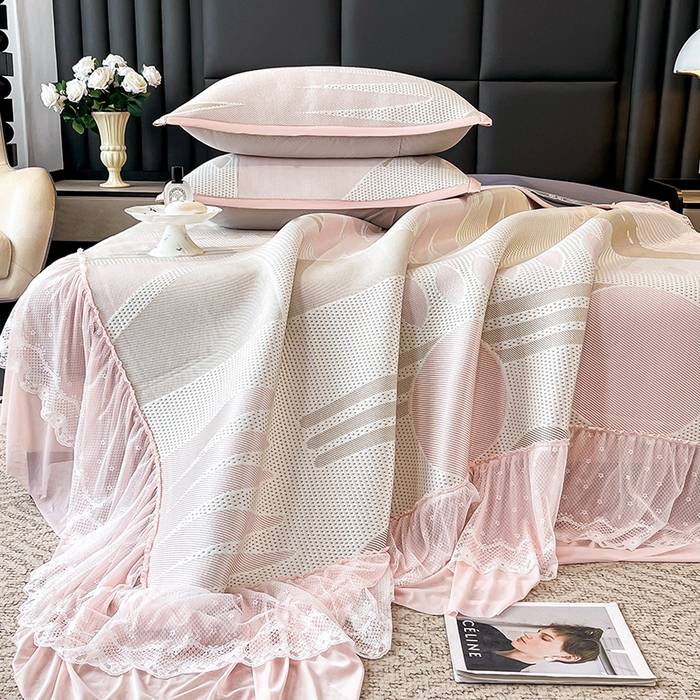 91家纺网 家纺一手货源 找家纺 雅诗帛 2026新款凉感丝PE凉感床裙款凉席三件套-几何系列 几何粉-床裙