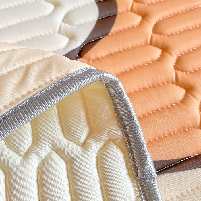 91家纺网 家纺一手货源 找家纺 川悦生活 2026新款大版宿舍凉感丝学生床凉席三件套 Party聚会