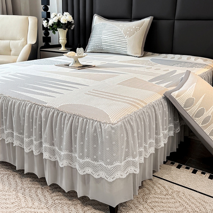 91家纺网 家纺一手货源 找家纺 雅诗帛 2026新款凉感丝PE凉感床裙款凉席三件套-几何系列 几何灰-床裙