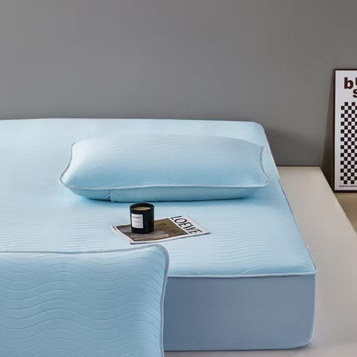 91家纺网 家纺一手货源 找家纺 玖玖爱家纺 2026新款0胶感母婴呱呱席床笠款 星河蓝