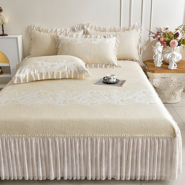 91家纺网 家纺一手货源 找家纺 诺梵家纺 2026新款冰豆豆PE高分子凉感印花床裙款凉席三件套 小蛮腰黄