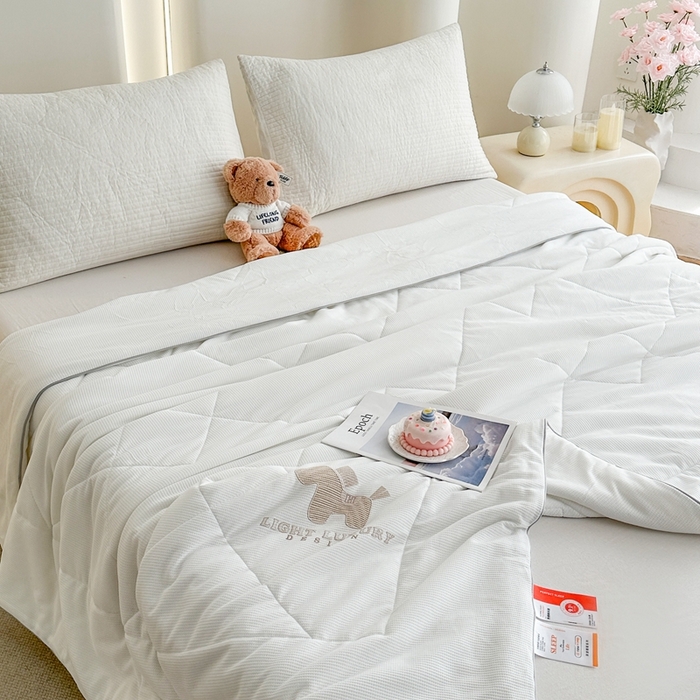 91家纺网 家纺一手货源 找家纺 宇淳国际 2026新款华夫格夏凉被 本白