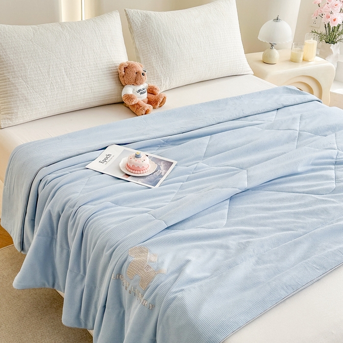 91家纺网 家纺一手货源 找家纺 宇淳国际 2026新款华夫格夏凉被 浅蓝灰