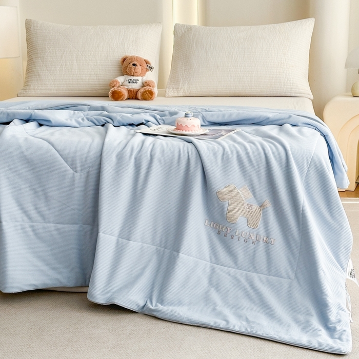 91家纺网 家纺一手货源 找家纺 宇淳国际 2026新款华夫格夏凉被 浅蓝灰