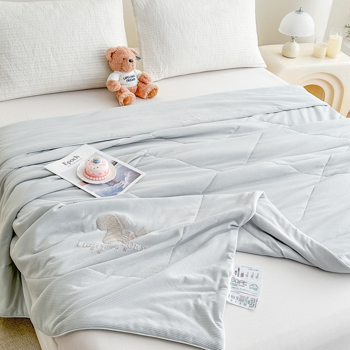 91家纺网 家纺一手货源 找家纺 宇淳国际 2026新款华夫格夏凉被 浅灰