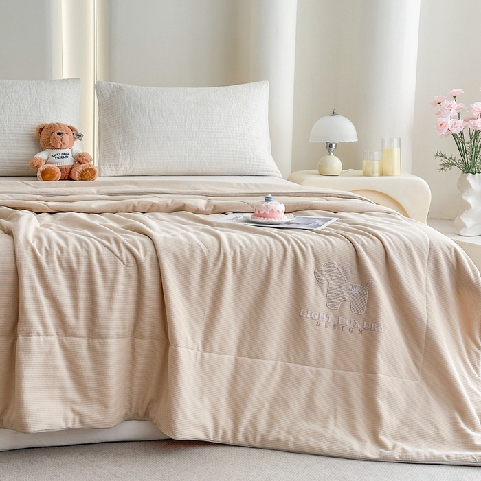 91家纺网 家纺一手货源 找家纺 宇淳国际 2026新款华夫格夏凉被 卡其