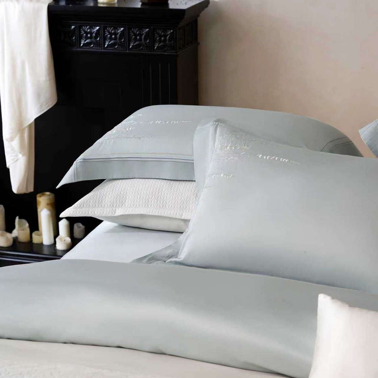 91家纺网 家纺一手货源 找家纺 玖玖爱家纺 2026新款100支长绒棉东方禅意柔奢风极简治愈四件套-漫枝 漫枝-冰川兰