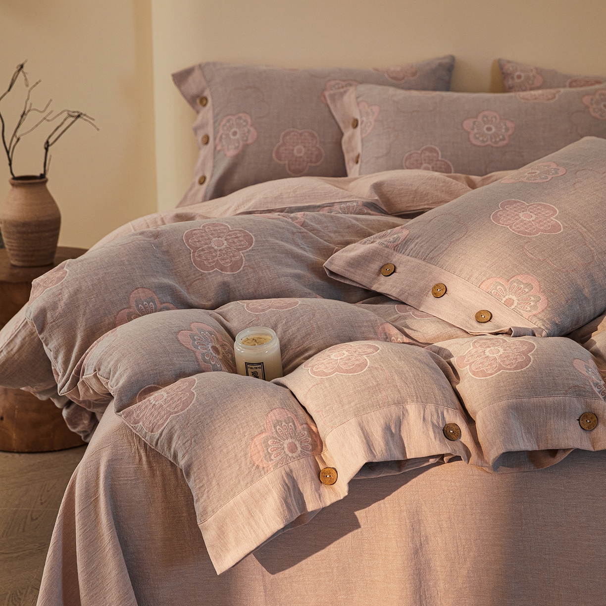 91家纺网 家纺一手货源 找家纺 （总）仰望棉麻双层纱供应链 2026新款全棉色织提花双层纱纽扣款四件套-花未眠