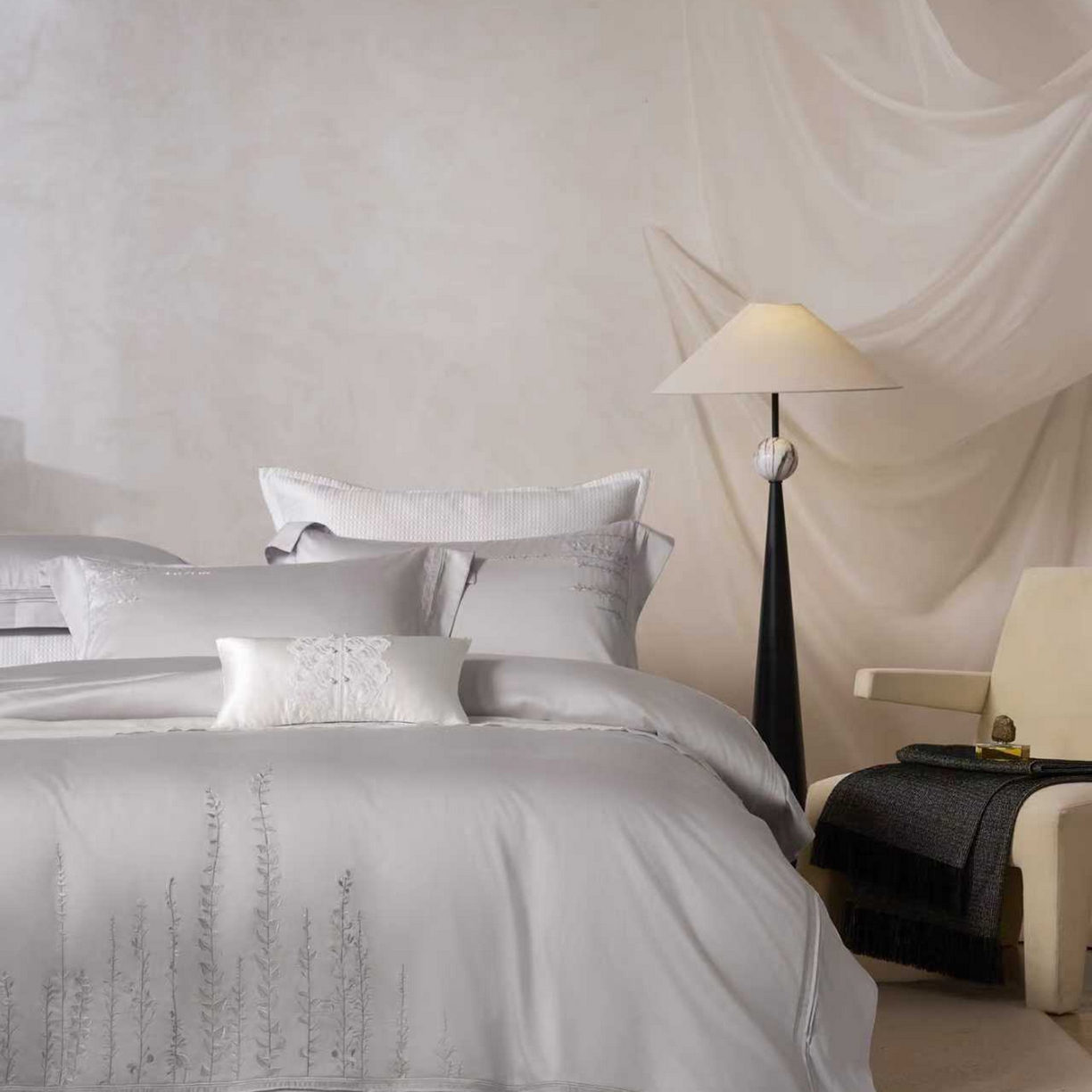 91家纺网 家纺一手货源 找家纺 玖玖爱家纺 2026新款100支长绒棉东方禅意柔奢风极简治愈四件套-漫枝 漫枝-浅云灰
