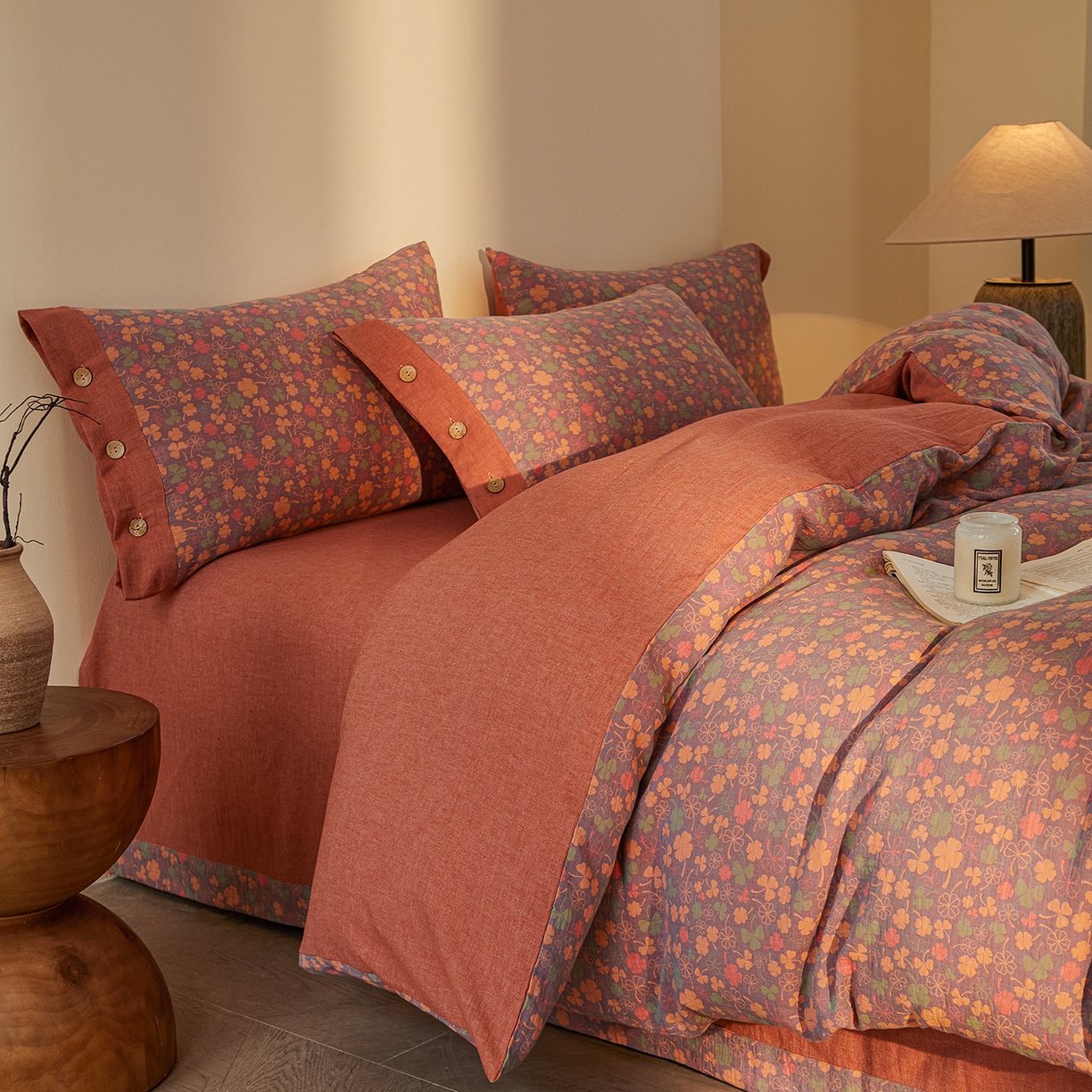 91家纺网 家纺一手货源 找家纺 （总）仰望棉麻双层纱供应链 2026新款全棉色织提花双层纱纽扣款四件套-幸运草