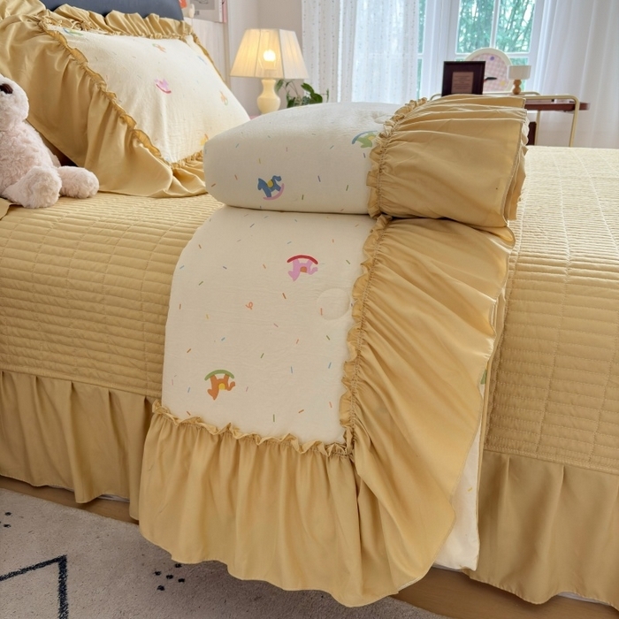 91家纺网 家纺一手货源 找家纺 （总）铠畅 2026新款法式宽边水洗棉泡芙纱床盖款夏被四件套