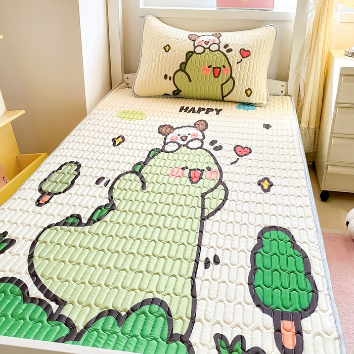 91家纺网 家纺一手货源 找家纺 川悦生活 2026新款大版宿舍凉感丝学生床凉席三件套 哈哈恐龙