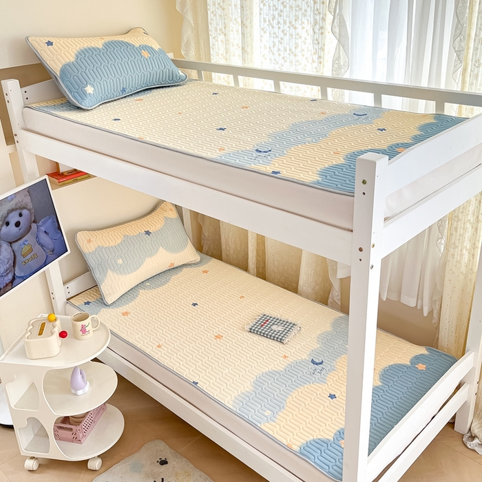 91家纺网 家纺一手货源 找家纺 川悦生活 2026新款大版宿舍凉感丝学生床凉席三件套 海盐星空