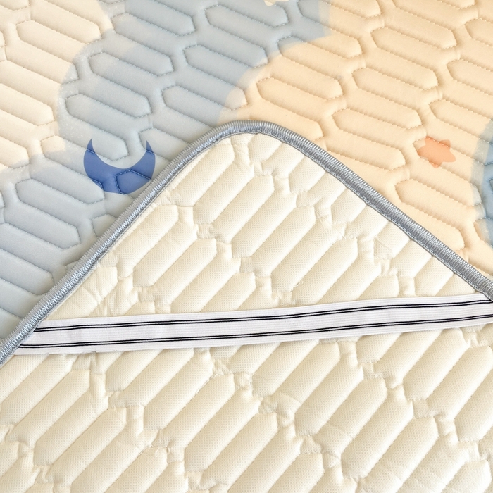 91家纺网 家纺一手货源 找家纺 川悦生活 2026新款大版宿舍凉感丝学生床凉席三件套 海盐星空