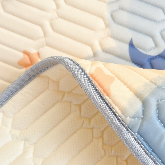 91家纺网 家纺一手货源 找家纺 川悦生活 2026新款大版宿舍凉感丝学生床凉席三件套 海盐星空