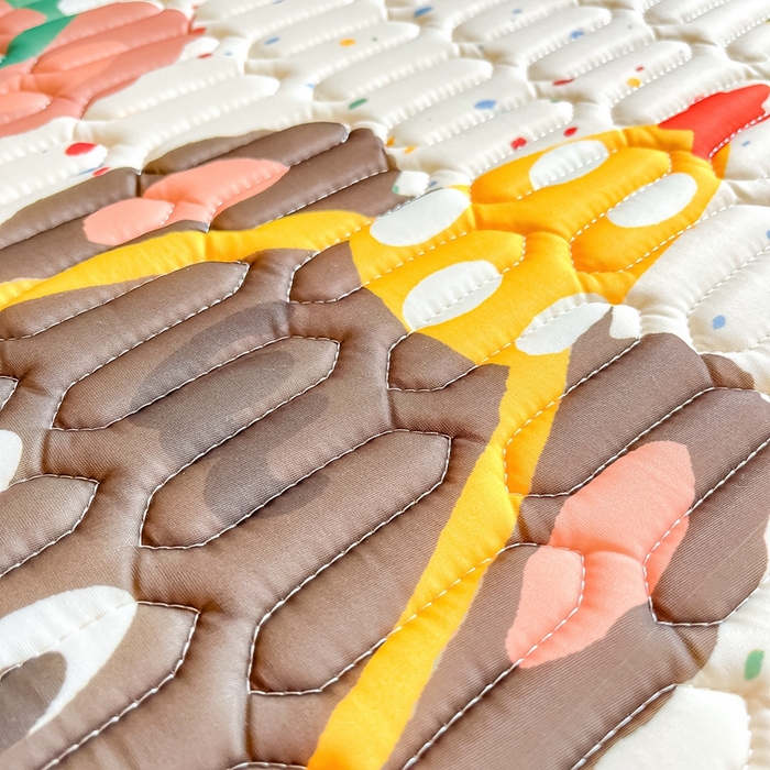 91家纺网 家纺一手货源 找家纺 川悦生活 2026新款大版宿舍凉感丝学生床凉席三件套 快乐熊仔