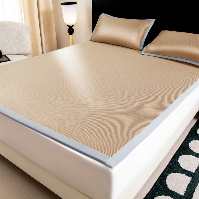 91家纺网 家纺一手货源 找家纺 家喜爱 2026新款碳光冰丝席子三件套加厚复合三明治款冰丝软席平铺席 千鸟格-咖【复合三明治款】