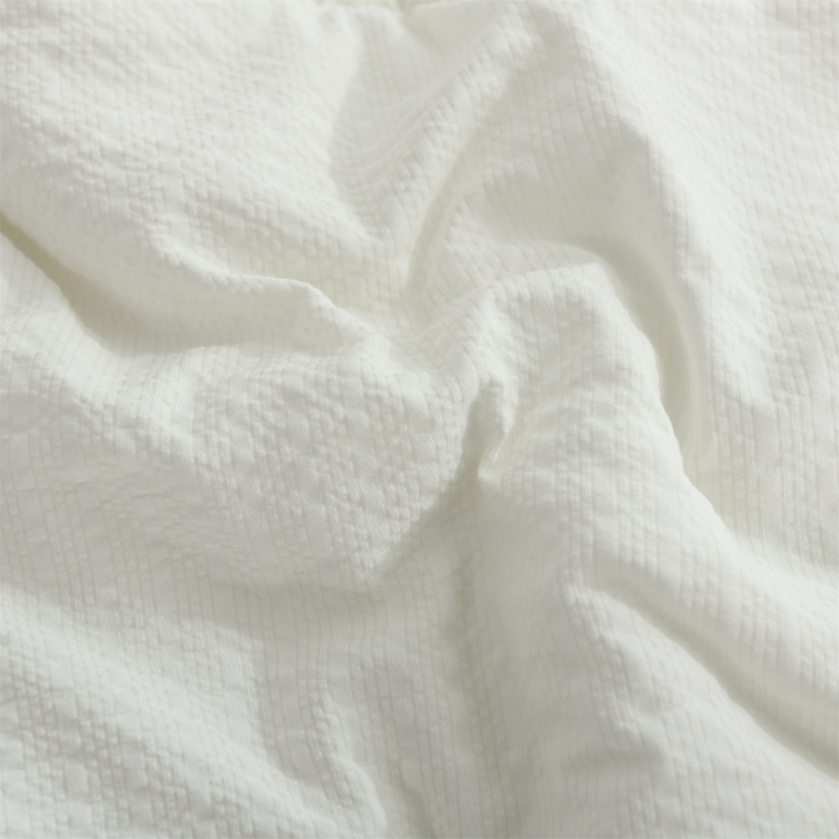 91家纺网 家纺一手货源 找家纺 恋绒家纺 2026春夏新款泡芙纱双层纱泡泡提花皱皱纱夏被夏凉被空调被 米白色