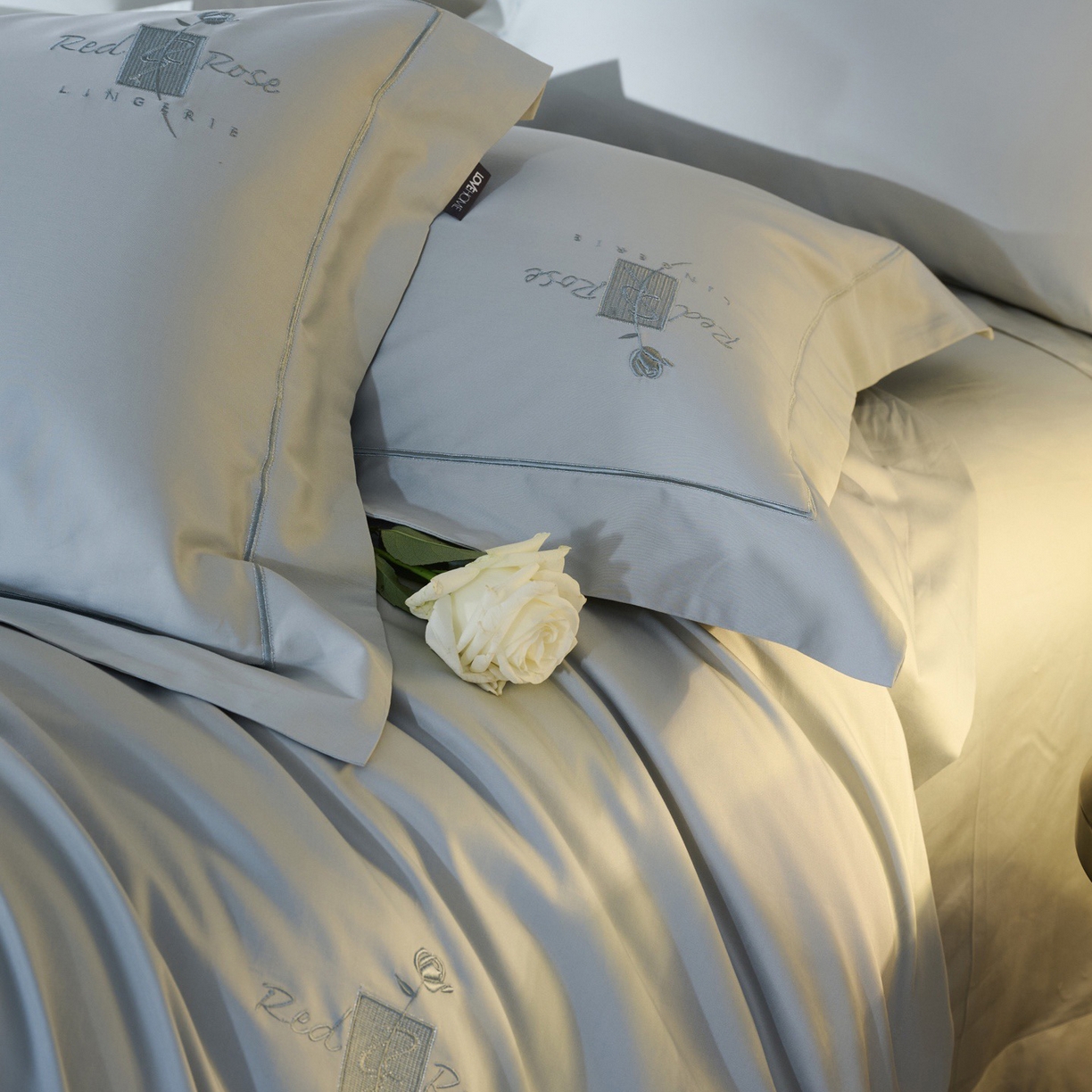 91家纺网 家纺一手货源 找家纺 玖玖爱家纺 2026新款100支奢织黄金长绒棉四件套-玫瑰 玫瑰-海岛蓝