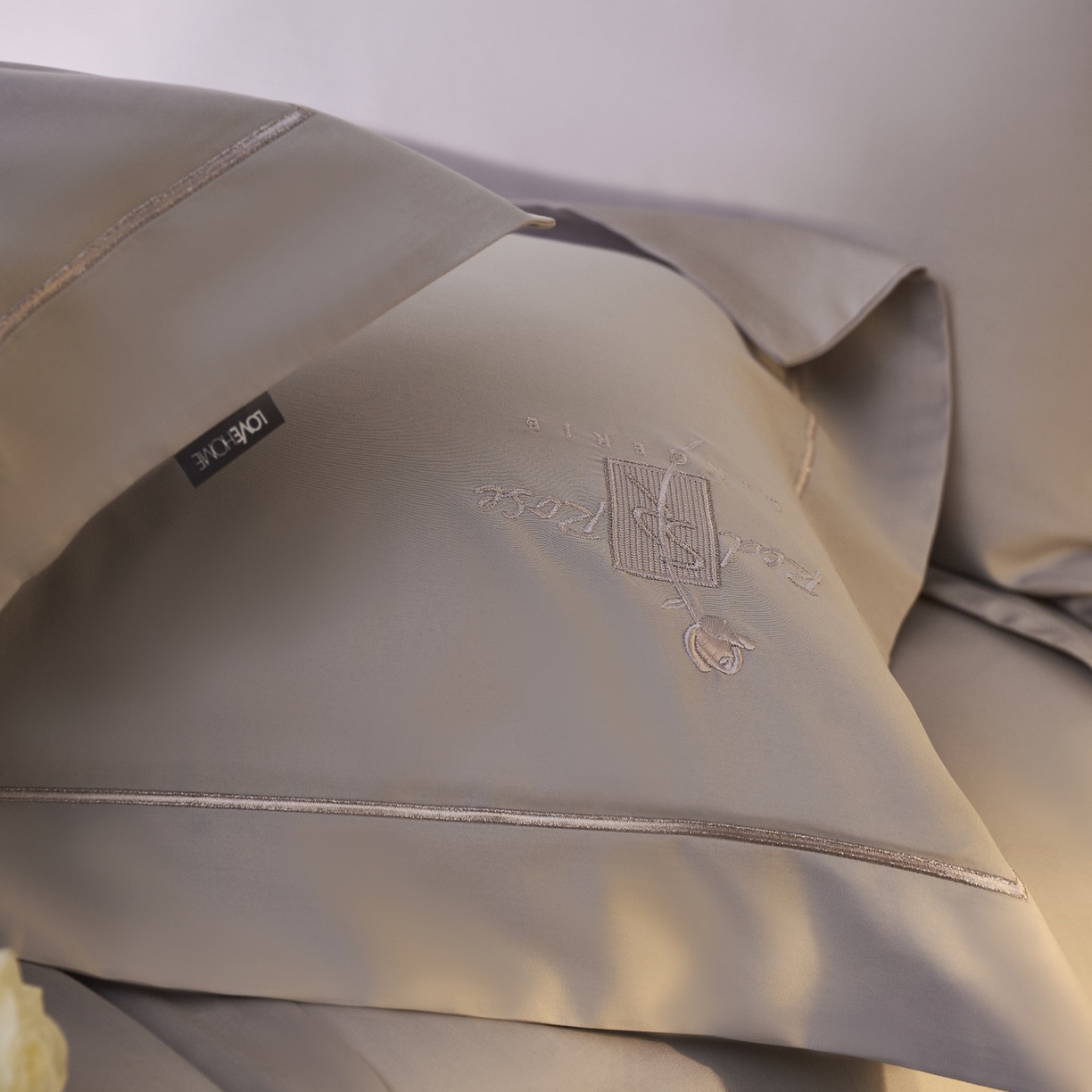 91家纺网 家纺一手货源 找家纺 玖玖爱家纺 2026新款100支奢织黄金长绒棉四件套-玫瑰 玫瑰-杉烟灰