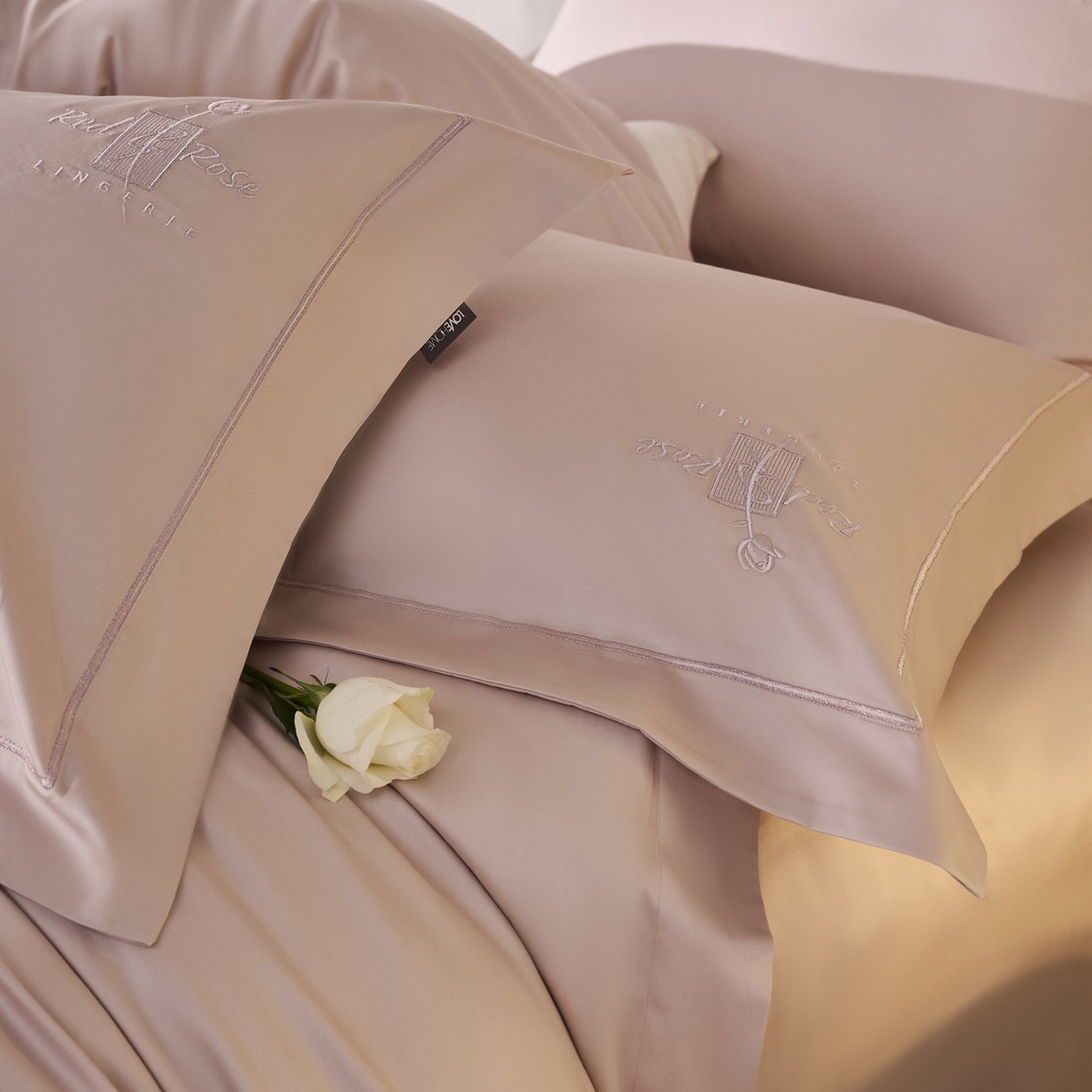 91家纺网 家纺一手货源 找家纺 玖玖爱家纺 2026新款100支奢织黄金长绒棉四件套-玫瑰 玫瑰-珊瑚粉