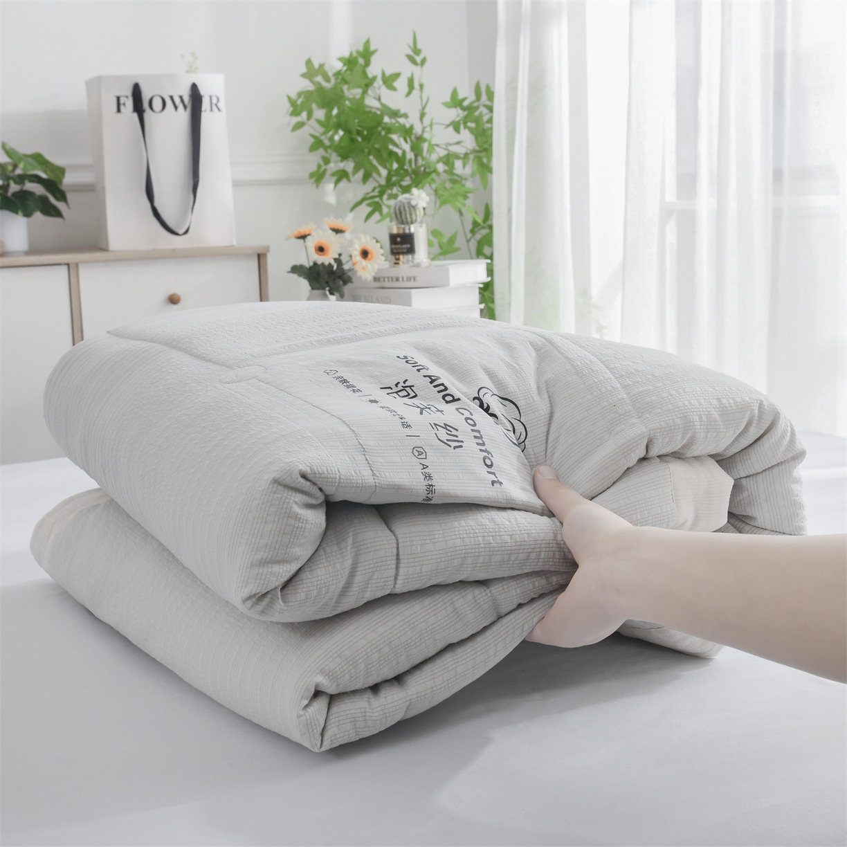 91家纺网 家纺一手货源 找家纺 恋绒家纺 2026春夏新款泡芙纱双层纱泡泡提花皱皱纱夏被夏凉被空调被 浅灰