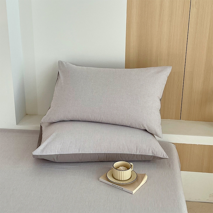 91家纺网 家纺一手货源 找家纺 春皖家纺 2026春夏新款全棉水洗棉单枕套枕套单件单品枕套 细条灰