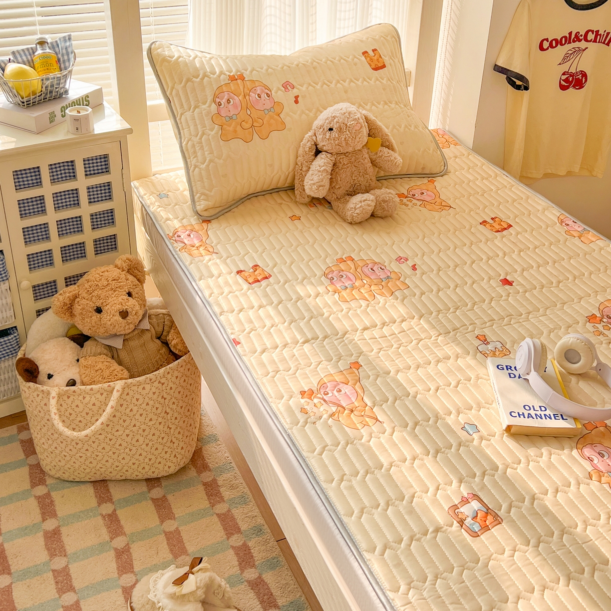 川悦生活 2026新款大版宿舍凉感丝学生床凉席三件套 奶黄萌宝