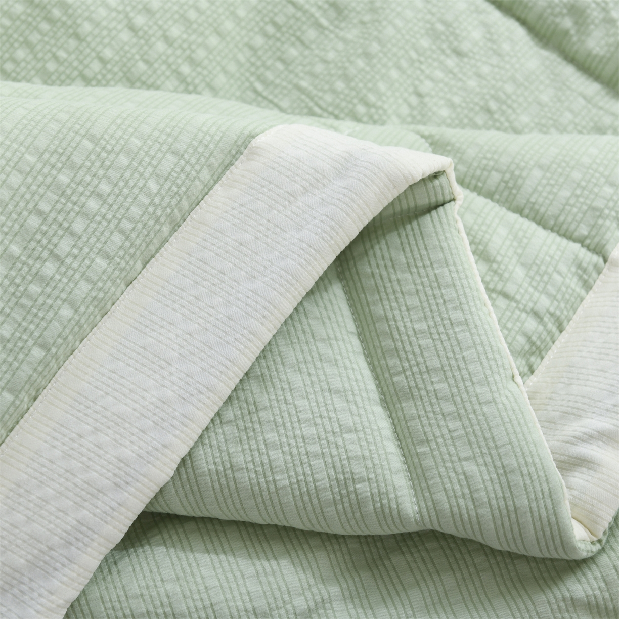 91家纺网 家纺一手货源 找家纺 恋绒家纺 2026春夏新款泡芙纱双层纱泡泡提花皱皱纱夏被夏凉被空调被 浅绿色