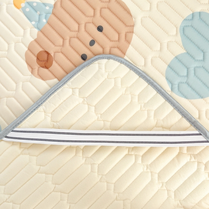 91家纺网 家纺一手货源 找家纺 川悦生活 2026新款大版宿舍凉感丝学生床凉席三件套 小熊奶昔