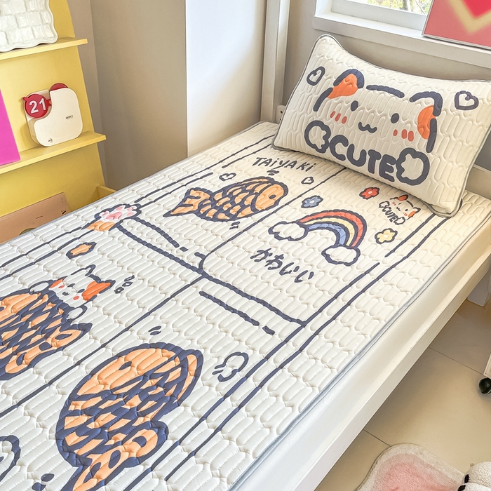 川悦生活 2026新款大版宿舍凉感丝学生床凉席三件套 元气小鱼