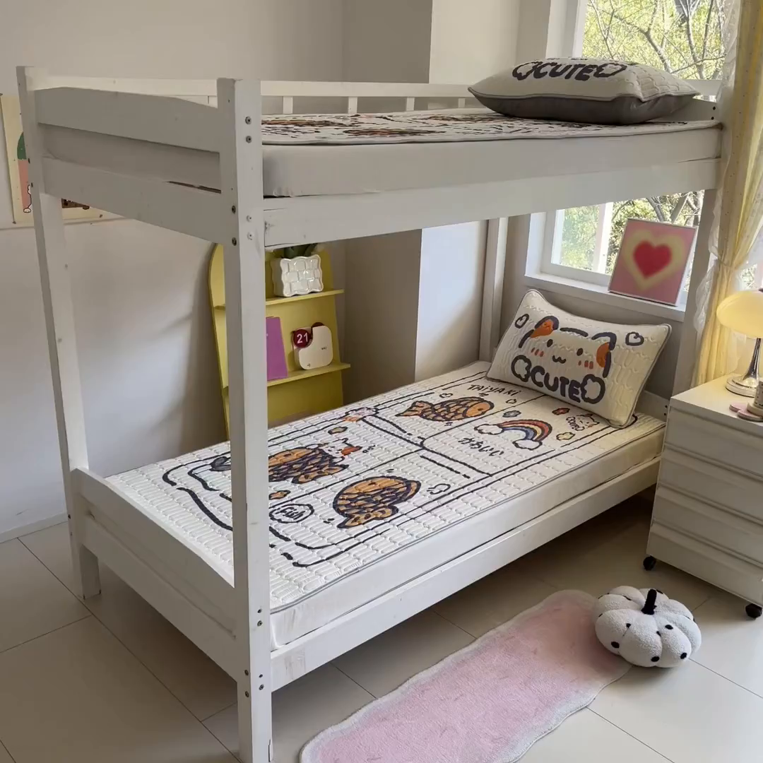 91家纺网 家纺一手货源 找家纺 川悦生活 2026新款大版宿舍凉感丝学生床凉席三件套 元气小鱼