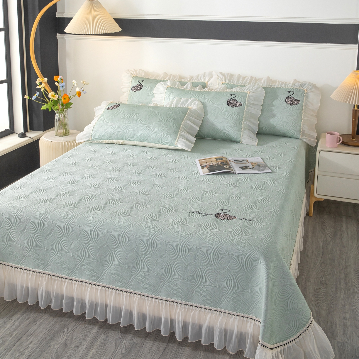 91家纺网 家纺一手货源 找家纺 木兰花 2026新款凉豆豆款PE高分子复合凉感席床盖款凉席三件套-控价228 天鹅之恋-豆蔻绿