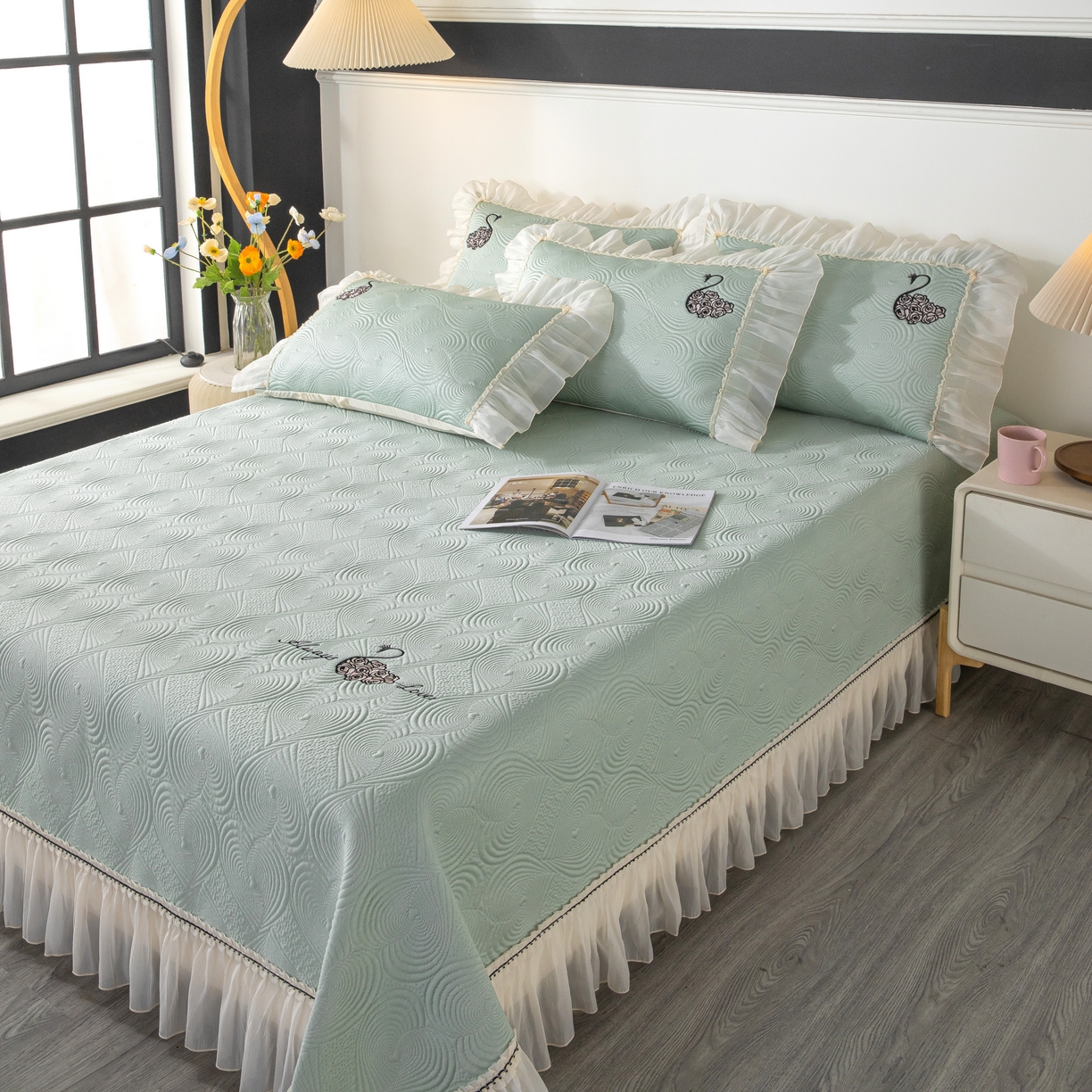 91家纺网 家纺一手货源 找家纺 木兰花 2026新款凉豆豆款PE高分子复合凉感席床盖款凉席三件套-控价228 天鹅之恋-豆蔻绿