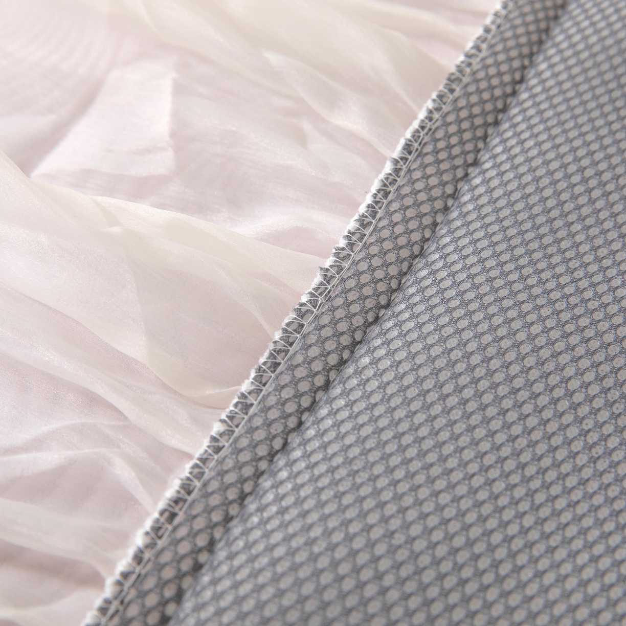 91家纺网 家纺一手货源 找家纺 木兰花 2026新款凉豆豆款PE高分子复合凉感席床盖款凉席三件套-控价228 天鹅之恋-香芋紫