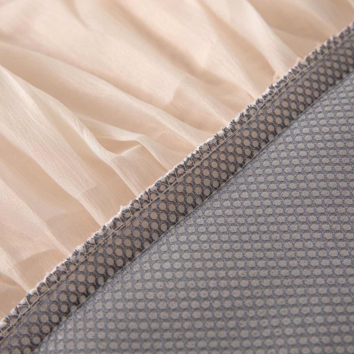 91家纺网 家纺一手货源 找家纺 木兰花 2026新款凉豆豆款PE高分子复合凉感席床盖款凉席三件套-控价228 天鹅之恋-樱花粉